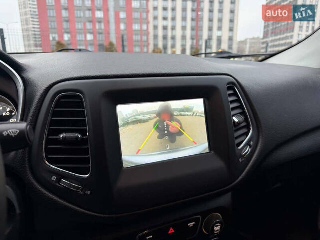 Сірий Джип Compass, об'ємом двигуна 2.4 л та пробігом 128 тис. км за 17800 $, фото 29 на Automoto.ua