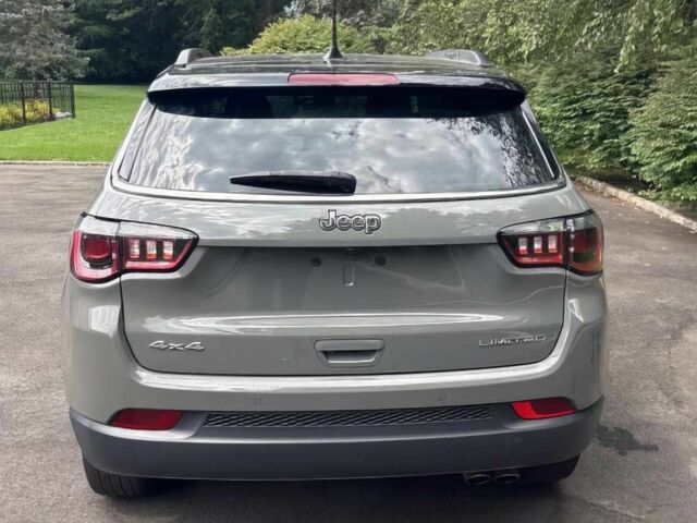 Серый Джип Компас, объемом двигателя 2.4 л и пробегом 13 тыс. км за 10300 $, фото 5 на Automoto.ua