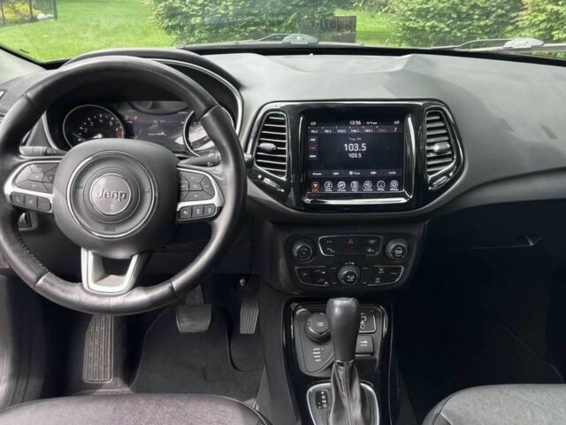 Серый Джип Компас, объемом двигателя 2.4 л и пробегом 13 тыс. км за 10300 $, фото 9 на Automoto.ua