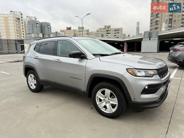 Сірий Джип Compass, об'ємом двигуна 2.36 л та пробігом 73 тис. км за 21900 $, фото 3 на Automoto.ua