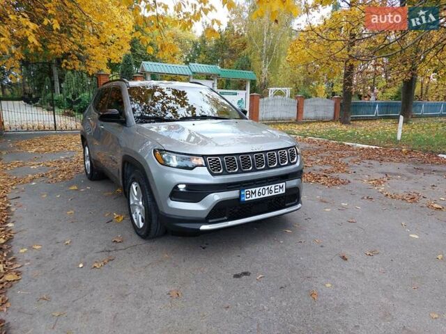 Джип Компас 2021 в Ромнах на Automoto.ua Серый Джип Компас, объемом двигателя 2.36 л и пробегом 74 тыс. км за 17600 $, фото 6 на Automoto.ua
