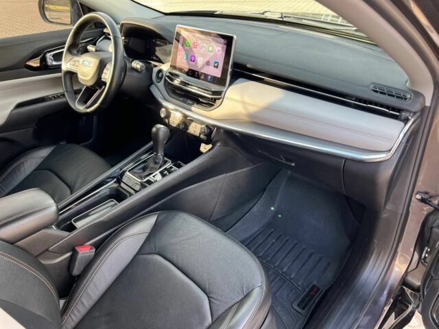 Сірий Джип Compass, об'ємом двигуна 2.4 л та пробігом 73 тис. км за 21800 $, фото 10 на Automoto.ua