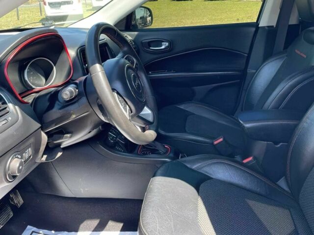 Джип Компас 2021 в Ивано-Франковске на Automoto.ua Серый Джип Компас, объемом двигателя 2.4 л и пробегом 24 тыс. км за 10000 $, фото 8 на Automoto.ua