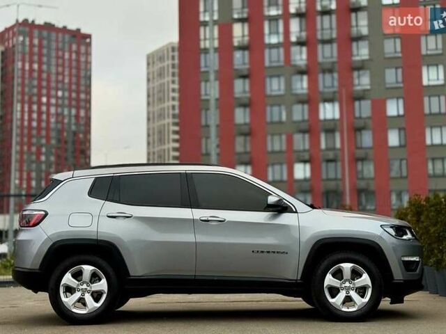 Сірий Джип Compass, об'ємом двигуна 2.4 л та пробігом 128 тис. км за 17800 $, фото 8 на Automoto.ua