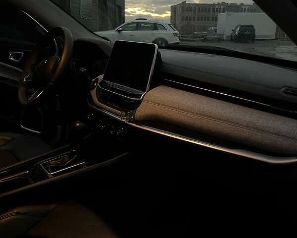 Серый Джип Компас, объемом двигателя 2.36 л и пробегом 48 тыс. км за 18500 $, фото 23 на Automoto.ua