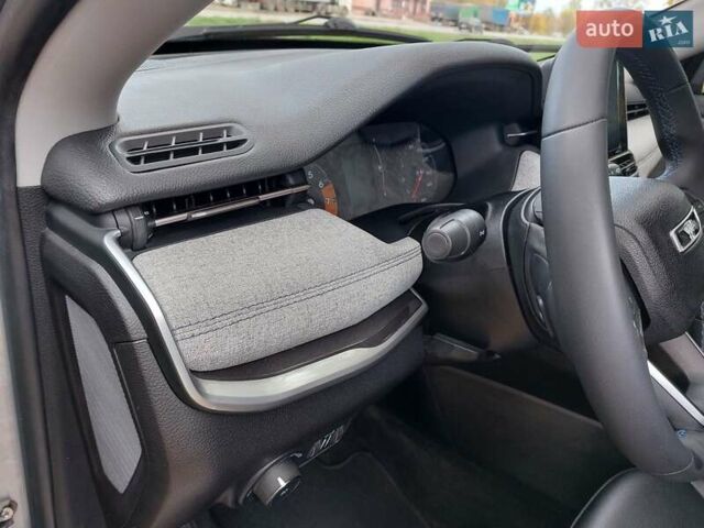 Джип Компас 2021 в Ромнах на Automoto.ua Серый Джип Компас, объемом двигателя 2.36 л и пробегом 74 тыс. км за 17600 $, фото 29 на Automoto.ua