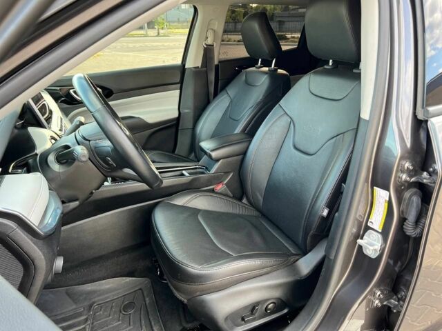 Сірий Джип Compass, об'ємом двигуна 2.4 л та пробігом 73 тис. км за 21800 $, фото 14 на Automoto.ua