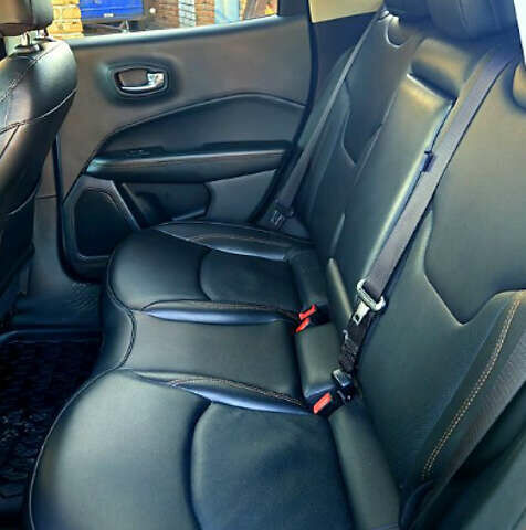 Сірий Джип Compass, об'ємом двигуна 2.36 л та пробігом 36 тис. км за 18000 $, фото 7 на Automoto.ua