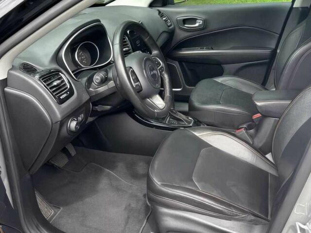 Серый Джип Компас, объемом двигателя 2.4 л и пробегом 13 тыс. км за 10300 $, фото 8 на Automoto.ua