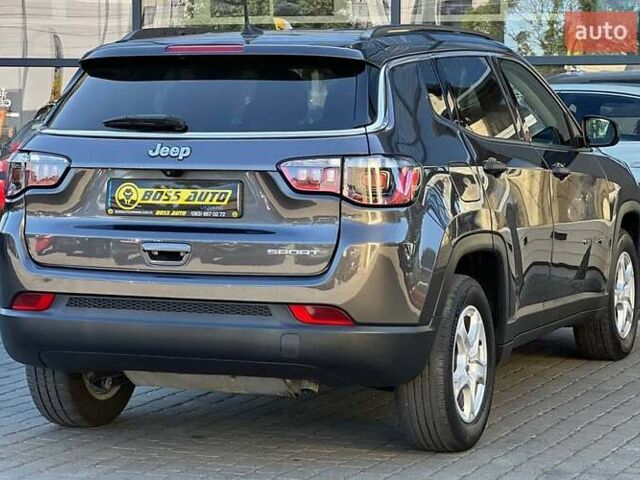Сірий Джип Compass, об'ємом двигуна 2.36 л та пробігом 55 тис. км за 17900 $, фото 5 на Automoto.ua