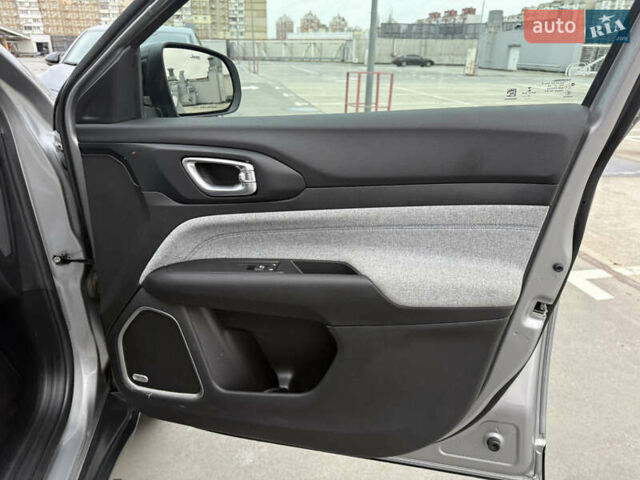 Сірий Джип Compass, об'ємом двигуна 2.36 л та пробігом 73 тис. км за 21900 $, фото 67 на Automoto.ua