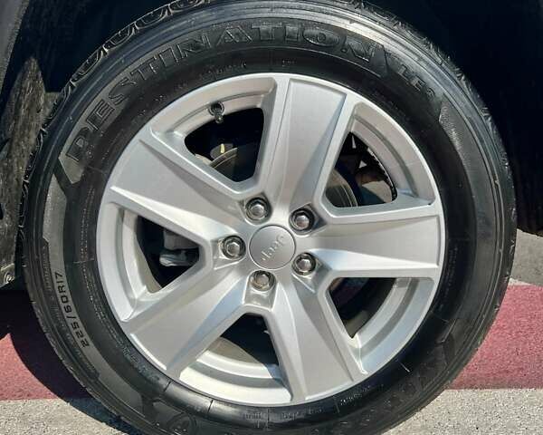 Сірий Джип Compass, об'ємом двигуна 2.36 л та пробігом 81 тис. км за 19800 $, фото 9 на Automoto.ua