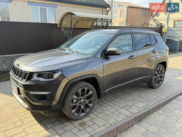 Сірий Джип Compass, об'ємом двигуна 2.4 л та пробігом 108 тис. км за 21274 $, фото 1 на Automoto.ua