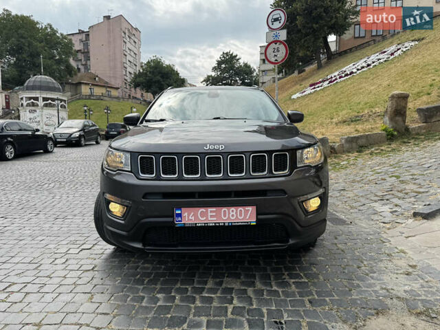 Серый Джип Компас, объемом двигателя 2.4 л и пробегом 180 тыс. км за 15500 $, фото 5 на Automoto.ua