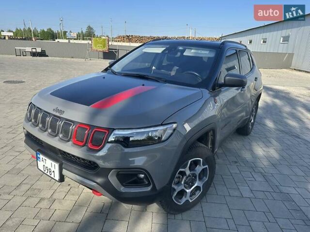 Серый Джип Компас, объемом двигателя 2.36 л и пробегом 60 тыс. км за 19000 $, фото 3 на Automoto.ua