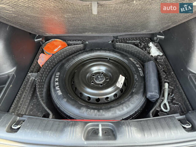 Сірий Джип Compass, об'ємом двигуна 2.4 л та пробігом 108 тис. км за 21274 $, фото 25 на Automoto.ua