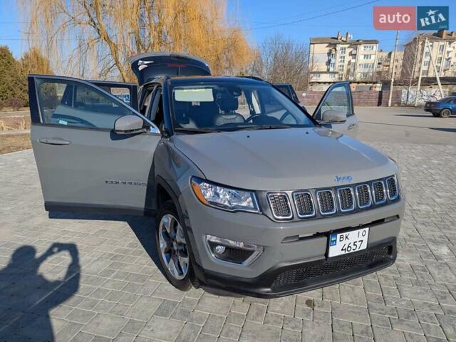 Серый Джип Компас, объемом двигателя 2.36 л и пробегом 83 тыс. км за 16900 $, фото 5 на Automoto.ua