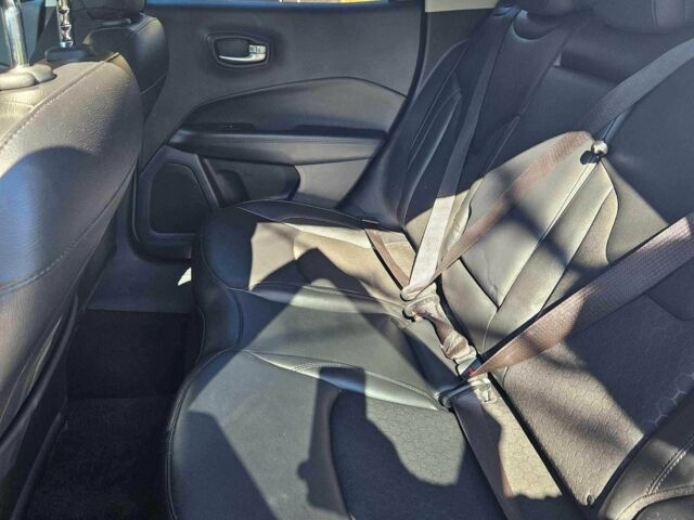 Сірий Джип Compass, об'ємом двигуна 0 л та пробігом 102 тис. км за 11900 $, фото 8 на Automoto.ua