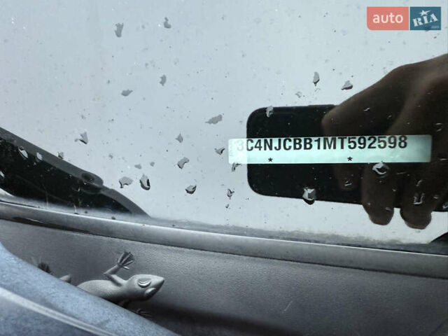 Сірий Джип Compass, об'ємом двигуна 2.36 л та пробігом 128 тис. км за 16100 $, фото 19 на Automoto.ua