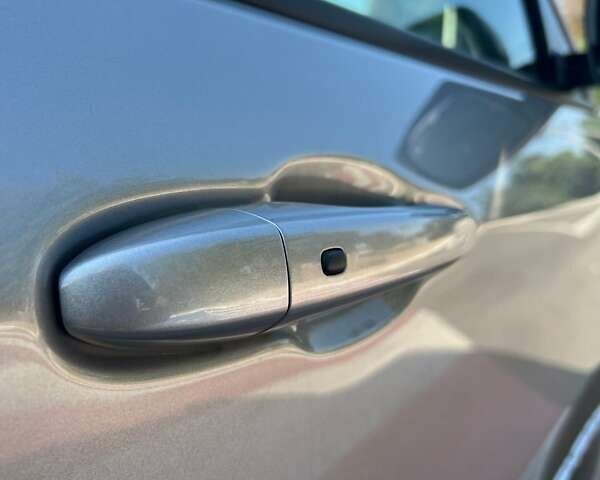 Сірий Джип Compass, об'ємом двигуна 2.36 л та пробігом 81 тис. км за 19800 $, фото 8 на Automoto.ua