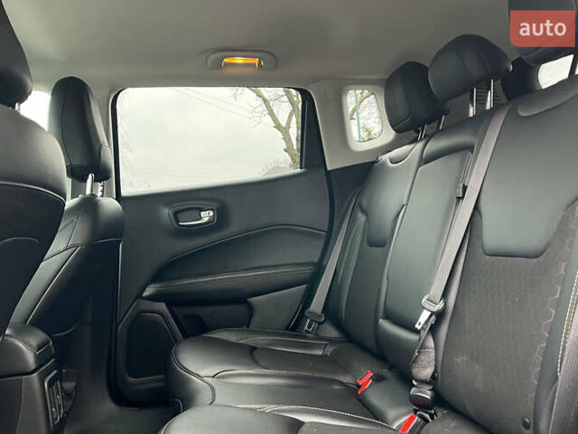 Серый Джип Компас, объемом двигателя 2.4 л и пробегом 111 тыс. км за 18999 $, фото 19 на Automoto.ua