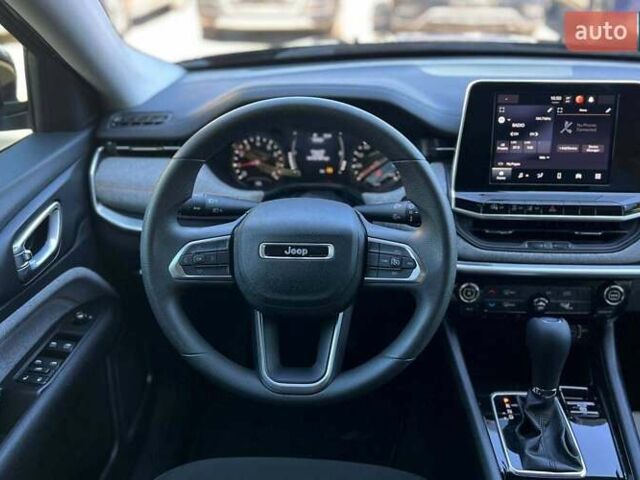 Сірий Джип Compass, об'ємом двигуна 2.36 л та пробігом 55 тис. км за 17900 $, фото 14 на Automoto.ua