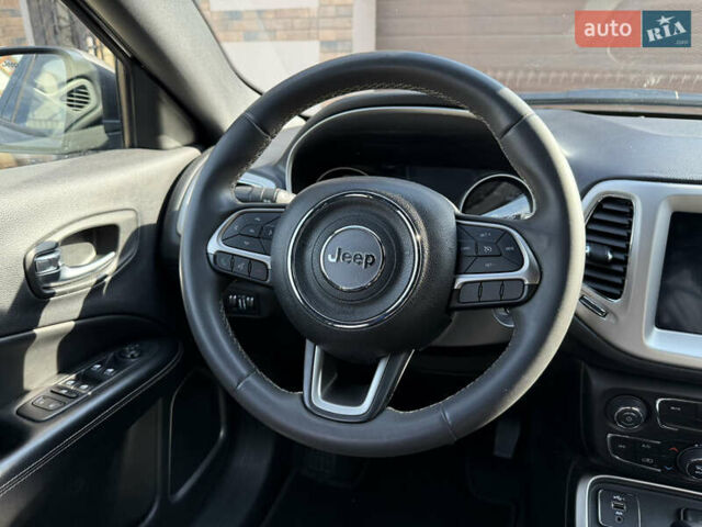 Сірий Джип Compass, об'ємом двигуна 2.4 л та пробігом 108 тис. км за 21274 $, фото 44 на Automoto.ua