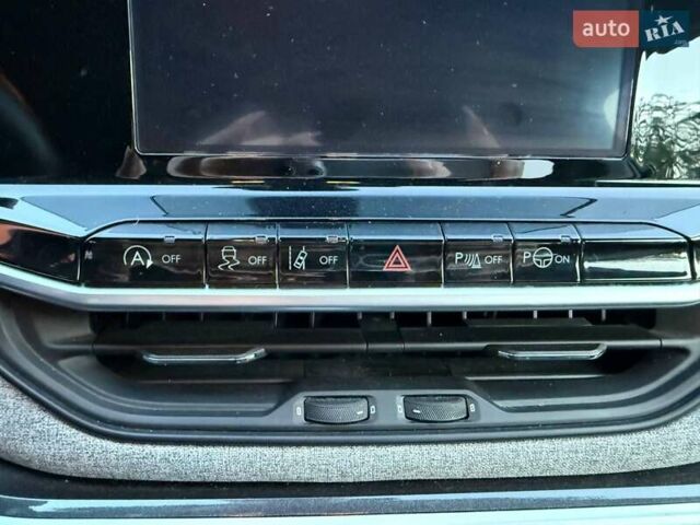 Джип Компас 2021 в Харькове на Automoto.ua Серый Джип Компас, объемом двигателя 2.36 л и пробегом 31 тыс. км за 19700 $, фото 17 на Automoto.ua