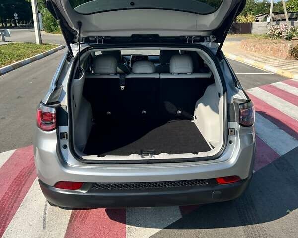 Сірий Джип Compass, об'ємом двигуна 2.36 л та пробігом 81 тис. км за 19800 $, фото 15 на Automoto.ua