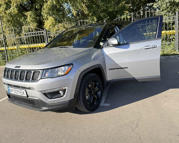 Сірий Джип Compass, об'ємом двигуна 2.36 л та пробігом 82 тис. км за 17100 $, фото 1 на Automoto.ua