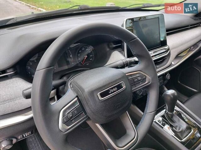 Джип Компас 2021 в Ромнах на Automoto.ua Серый Джип Компас, объемом двигателя 2.36 л и пробегом 74 тыс. км за 17600 $, фото 13 на Automoto.ua