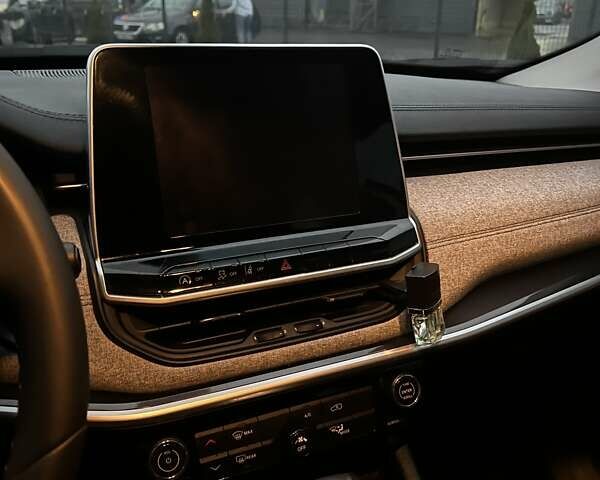 Серый Джип Компас, объемом двигателя 2.36 л и пробегом 48 тыс. км за 18500 $, фото 17 на Automoto.ua