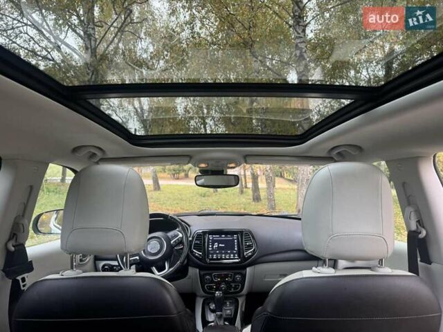 Сірий Джип Compass, об'ємом двигуна 2.4 л та пробігом 164 тис. км за 16900 $, фото 9 на Automoto.ua