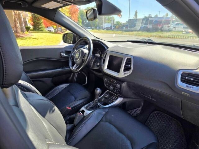 Серый Джип Компас, объемом двигателя 2.4 л и пробегом 28 тыс. км за 4400 $, фото 8 на Automoto.ua