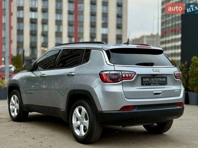 Сірий Джип Compass, об'ємом двигуна 2.4 л та пробігом 128 тис. км за 17800 $, фото 16 на Automoto.ua