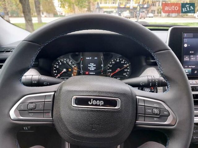 Джип Компас 2021 в Ромнах на Automoto.ua Серый Джип Компас, объемом двигателя 2.36 л и пробегом 74 тыс. км за 17600 $, фото 10 на Automoto.ua