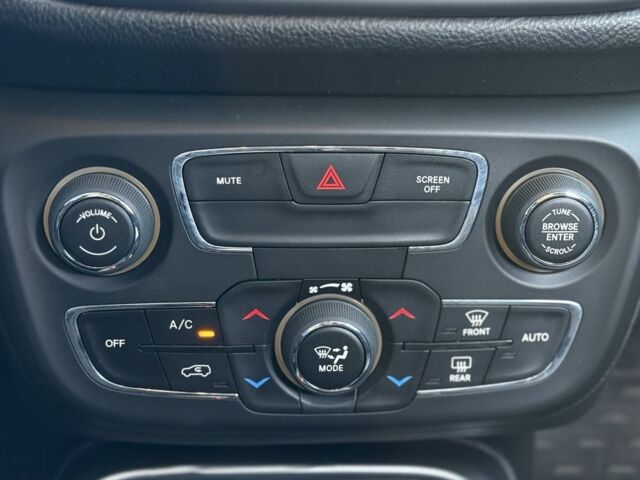 Сірий Джип Compass, об'ємом двигуна 2.4 л та пробігом 128 тис. км за 16900 $, фото 16 на Automoto.ua