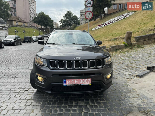 Серый Джип Компас, объемом двигателя 2.4 л и пробегом 180 тыс. км за 15500 $, фото 1 на Automoto.ua