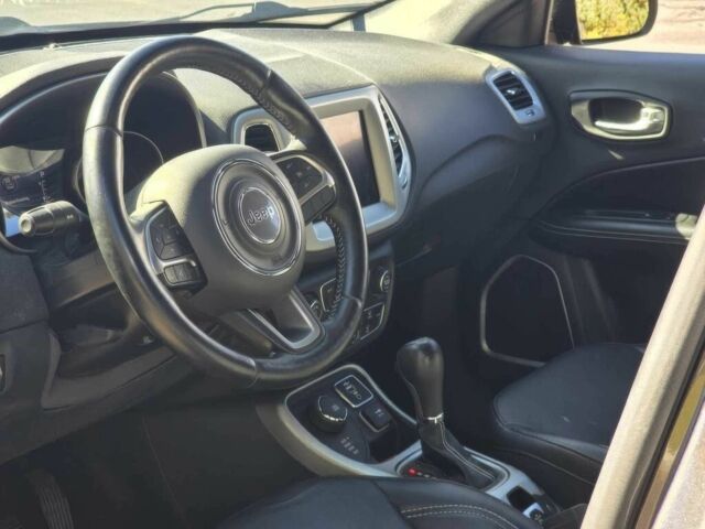 Серый Джип Компас, объемом двигателя 2.4 л и пробегом 28 тыс. км за 4400 $, фото 7 на Automoto.ua