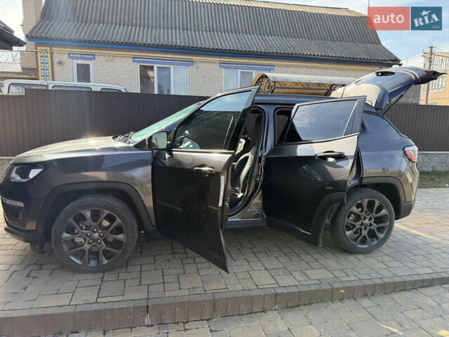 Сірий Джип Compass, об'ємом двигуна 2.4 л та пробігом 108 тис. км за 21274 $, фото 16 на Automoto.ua