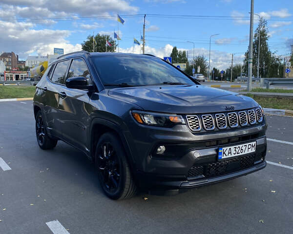 Сірий Джип Compass, об'ємом двигуна 2.36 л та пробігом 34 тис. км за 20600 $, фото 2 на Automoto.ua