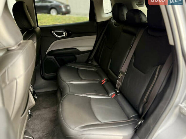 Серый Джип Компас, объемом двигателя 2.4 л и пробегом 38 тыс. км за 19000 $, фото 14 на Automoto.ua