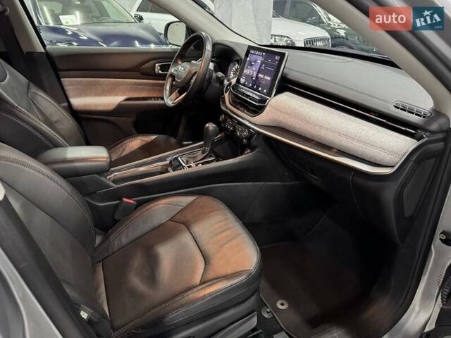 Серый Джип Компас, объемом двигателя 2.4 л и пробегом 14 тыс. км за 18999 $, фото 27 на Automoto.ua