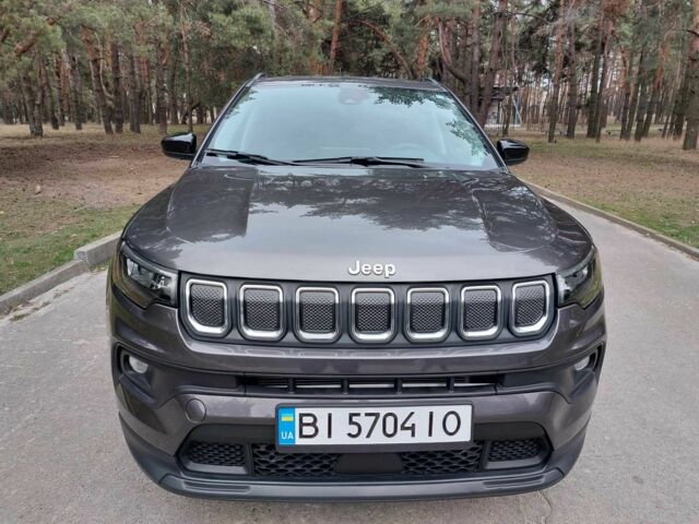 Сірий Джип Compass, об'ємом двигуна 2.4 л та пробігом 12 тис. км за 20700 $, фото 1 на Automoto.ua