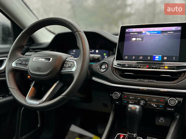 Серый Джип Компас, объемом двигателя 1.33 л и пробегом 36 тыс. км за 35700 $, фото 20 на Automoto.ua