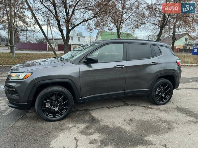 Сірий Джип Compass, об'ємом двигуна 2.4 л та пробігом 45 тис. км за 17900 $, фото 4 на Automoto.ua