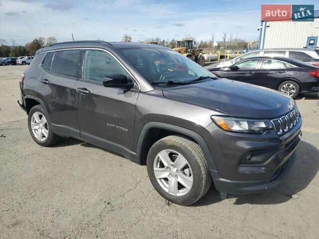 Серый Джип Компас, объемом двигателя 2.4 л и пробегом 28 тыс. км за 14850 $, фото 2 на Automoto.ua