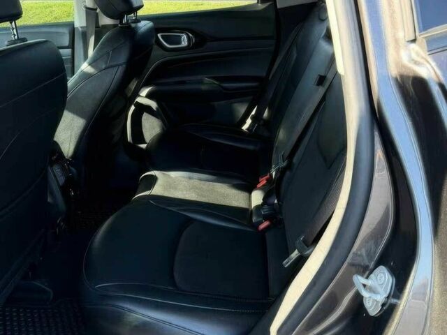 Джип Компас 2022 в Хмельницком на Automoto.ua Серый Джип Компас, объемом двигателя 2.4 л и пробегом 24 тыс. км за 6900 $, фото 11 на Automoto.ua