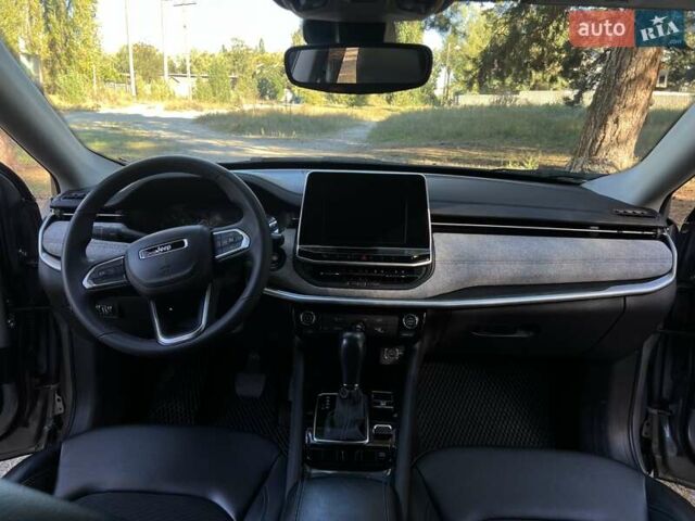 Джип Компас 2022 в Ахтырке на Automoto.ua Серый Джип Компас, объемом двигателя 2.36 л и пробегом 53 тыс. км за 20100 $, фото 13 на Automoto.ua