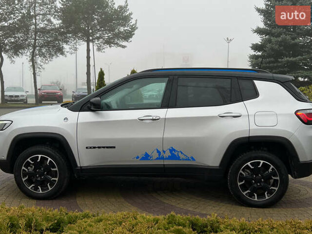 Серый Джип Компас, объемом двигателя 1.33 л и пробегом 36 тыс. км за 35700 $, фото 3 на Automoto.ua